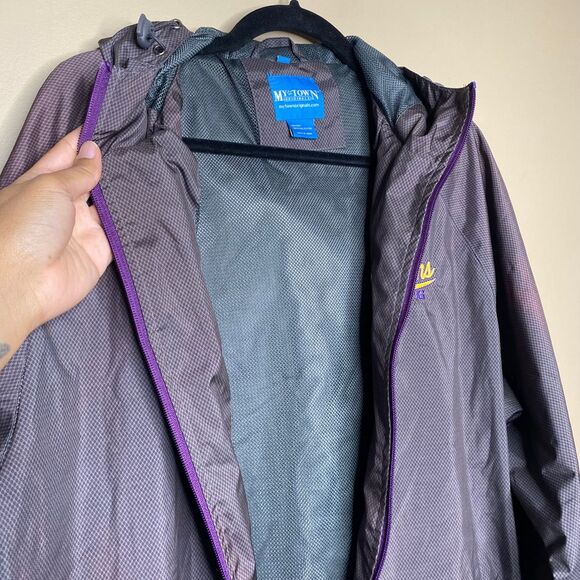 My Town Men's Two Toned 'Spartans' Windbreaker Jacket Size Medium - Picture 4 of 8